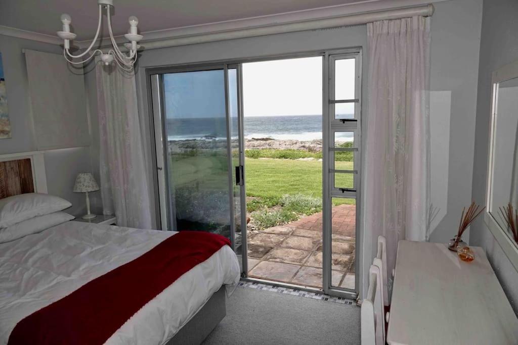 Whales & Waves Hermanus Exterior foto