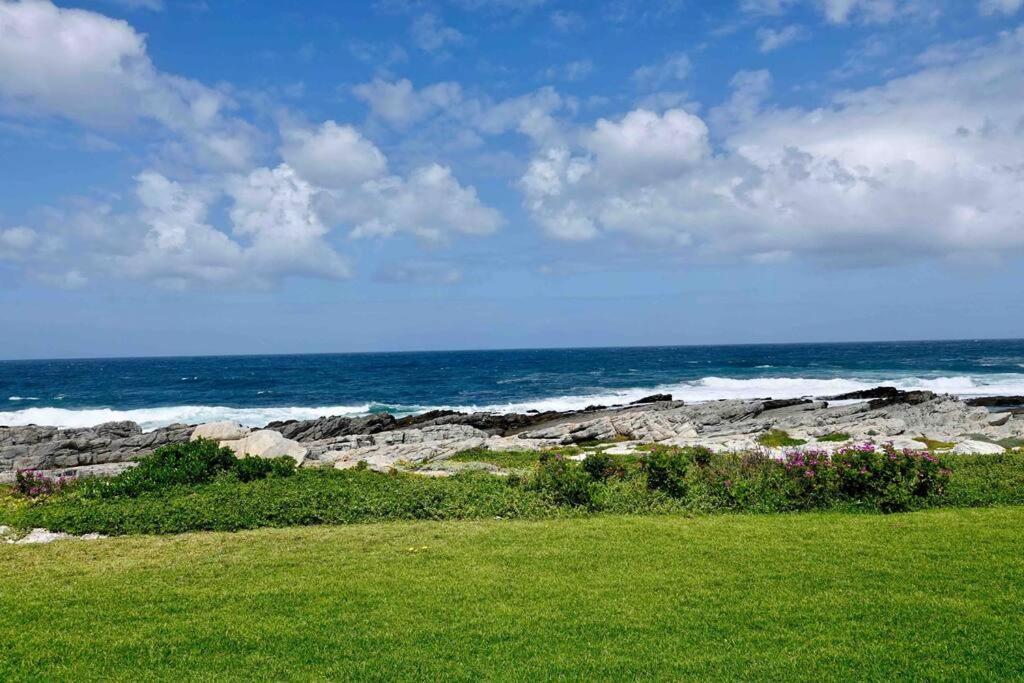 Whales & Waves Hermanus Exterior foto