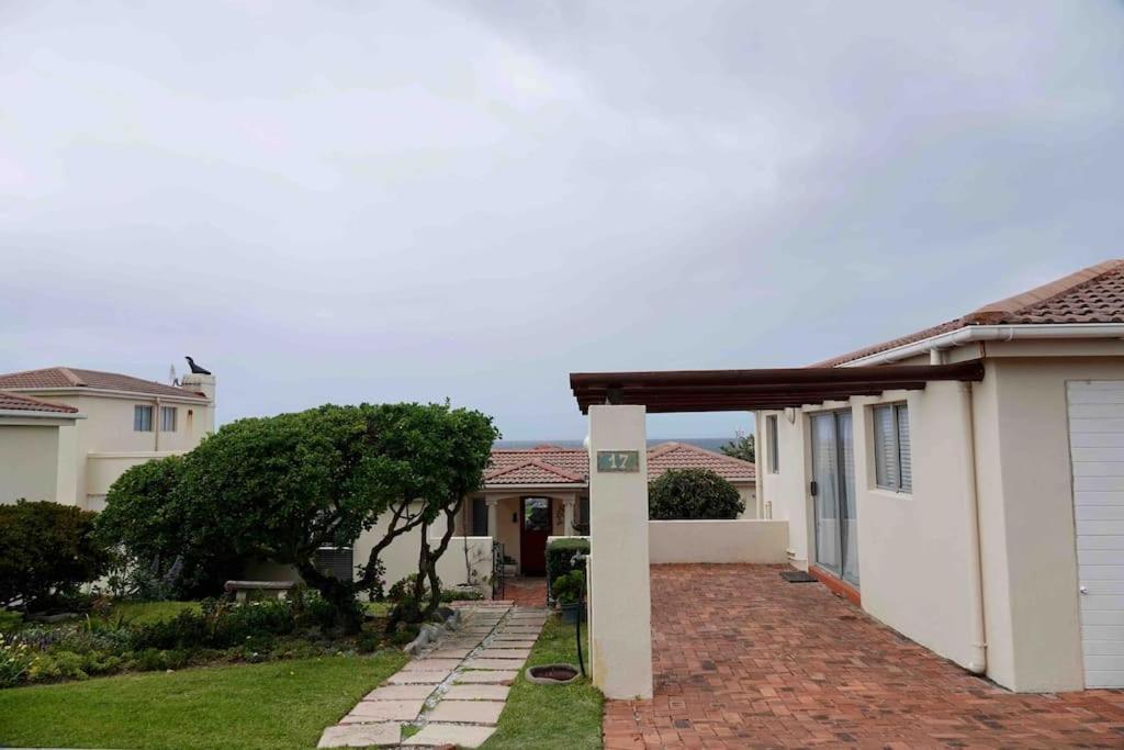 Whales & Waves Hermanus Exterior foto