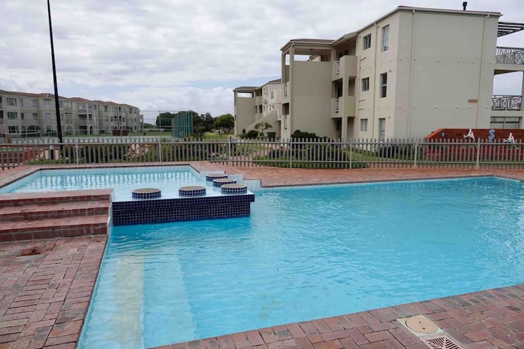 Whales & Waves Hermanus Exterior foto